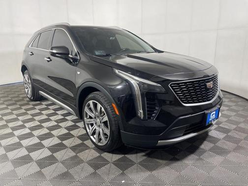 Stellar Black Metallic 2019 Cadillac XT4 Premium Luxury