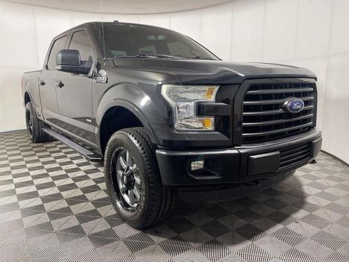 Black 2015 Ford F-150 XLT