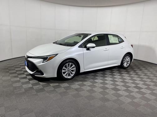 2023 Toyota Corolla Hatchback SE