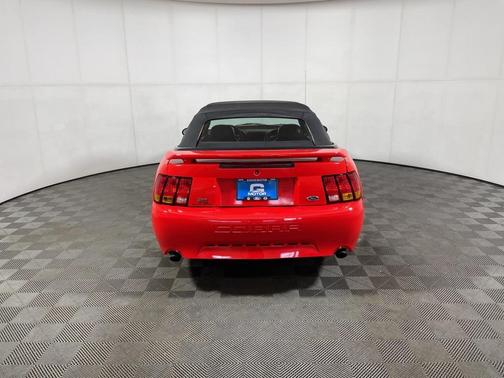 2001 Ford Mustang SVT Cobra