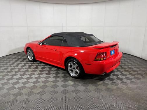 2001 Ford Mustang SVT Cobra