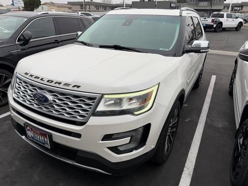 2016 Ford Explorer Platinum