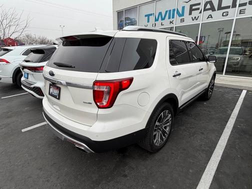 2016 Ford Explorer Platinum