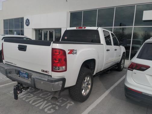 2011 GMC Sierra 2500 SLE