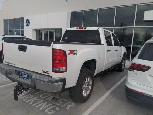 2011 GMC Sierra 2500 SLE