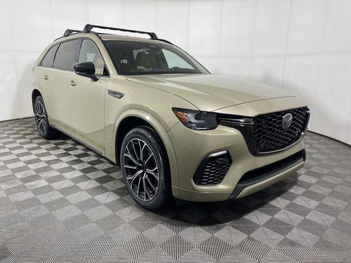 Zircon Sand Metallic 2026 Mazda CX-70 3.3 Turbo S Premium Plus Package