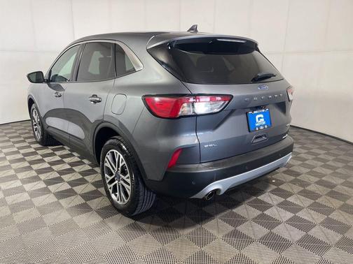 Gray Metallic 2022 Ford Escape SEL