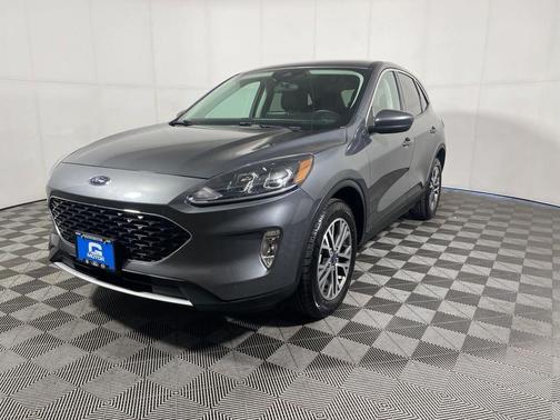 Gray Metallic 2022 Ford Escape SEL