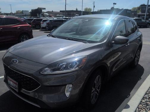 Gray Metallic 2022 Ford Escape SEL