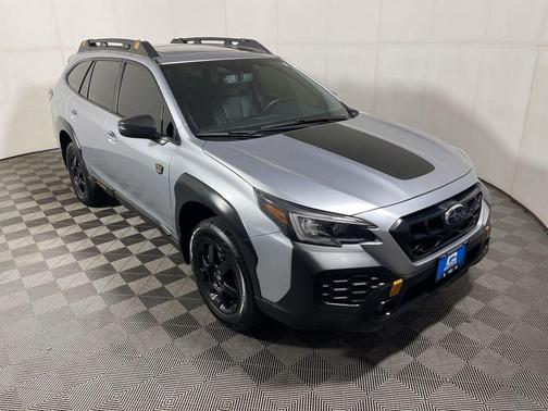 Ice Silver Metallic 2025 Subaru Outback Wilderness