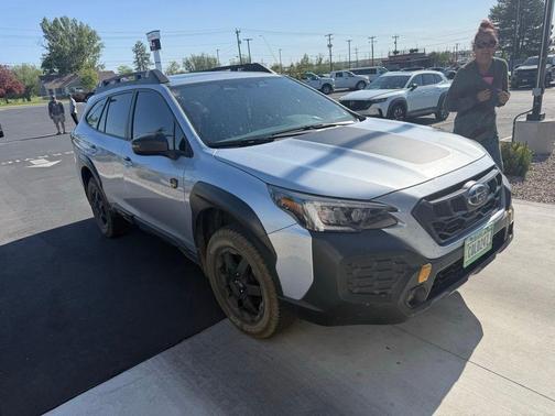 Ice Silver Metallic 2025 Subaru Outback Wilderness