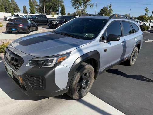 Ice Silver Metallic 2025 Subaru Outback Wilderness