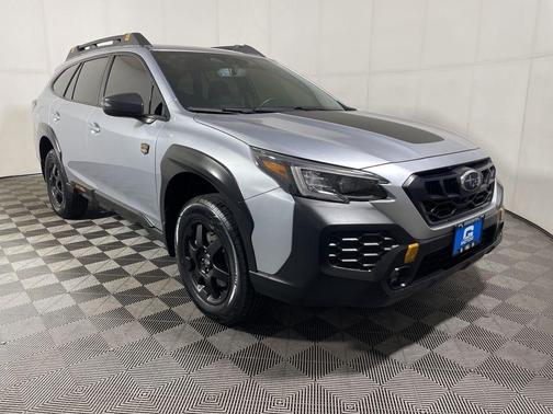Ice Silver Metallic 2025 Subaru Outback Wilderness