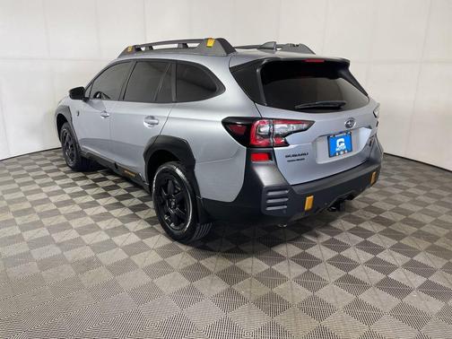 Ice Silver Metallic 2025 Subaru Outback Wilderness