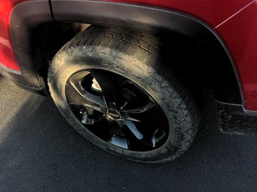 Redline Pearlcoat 2018 Jeep Compass Altitude