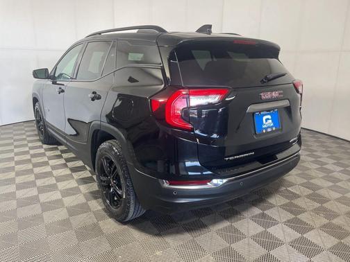 2022 GMC Terrain AT4
