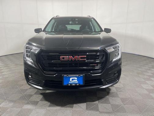 2022 GMC Terrain AT4