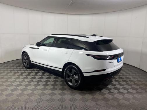 2025 Land Rover Range Rover Velar P250 Dynamic SE