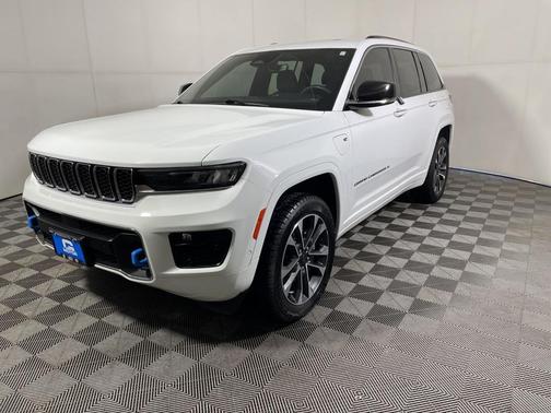 2022 Jeep Grand Cherokee 4xe Overland