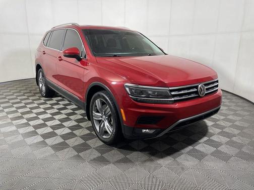 2018 Volkswagen Tiguan 2.0T SEL Premium