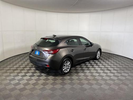 2016 Mazda Mazda3 i Grand Touring