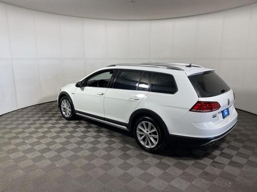 2018 Volkswagen Golf Alltrack TSI SE