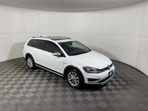 2018 Volkswagen Golf Alltrack TSI SE