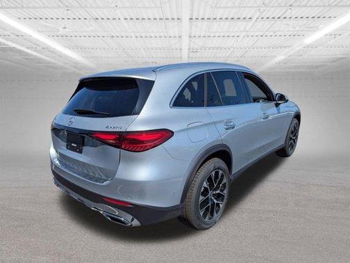 2025 Mercedes-Benz GLC 350e Base 4MATIC