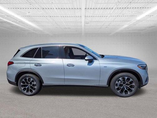 2025 Mercedes-Benz GLC 350e Base 4MATIC