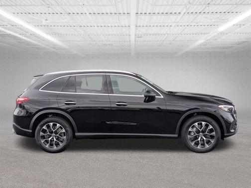 2025 Mercedes-Benz GLC 350e Base 4MATIC