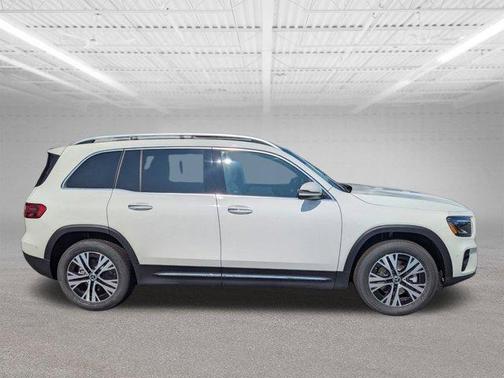 2026 Mercedes-Benz GLB 250 Base 4MATIC