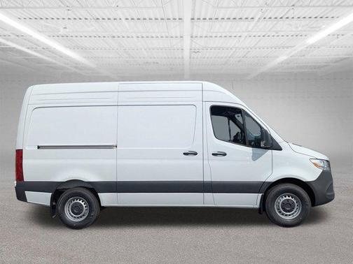 2025 Mercedes-Benz Sprinter 2500