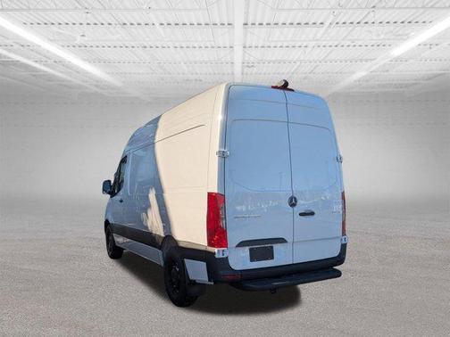 2025 Mercedes-Benz Sprinter 2500