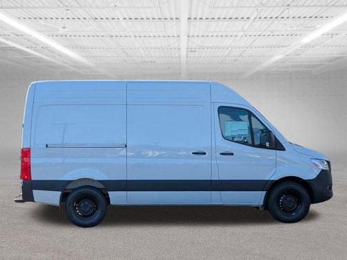 2025 Mercedes-Benz Sprinter 2500