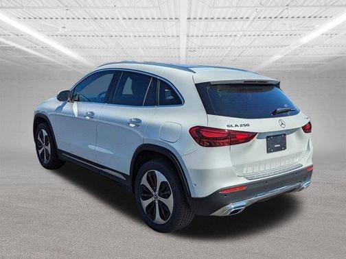 2024 Mercedes-Benz GLA 250 Base 4MATIC