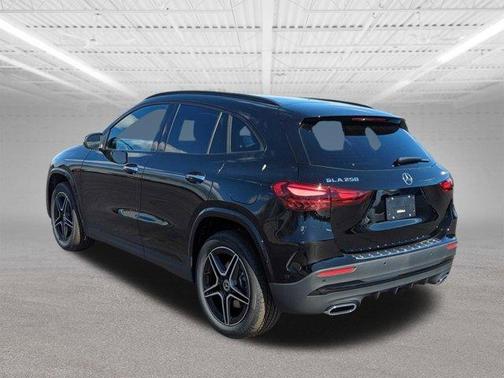2024 Mercedes-Benz GLA 250 Base 4MATIC