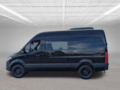 2025 Mercedes-Benz Sprinter 2500 144 WB Standard Roof Passenger
