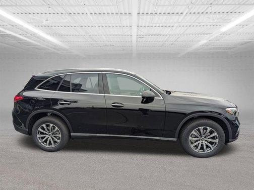 2026 Mercedes-Benz GLC 300 Base 4MATIC