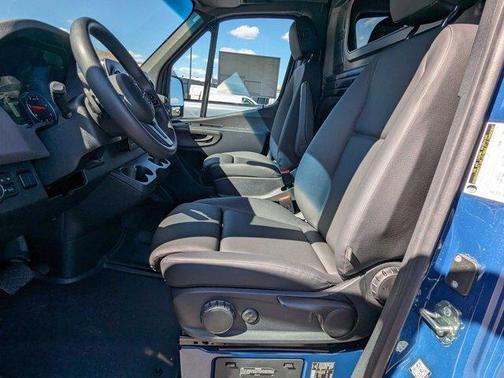 2024 Mercedes-Benz Sprinter 2500 