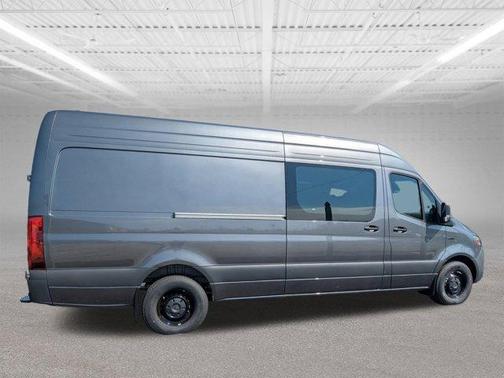 2024 Mercedes-Benz eSprinter 2500 170 WB High Roof Cargo