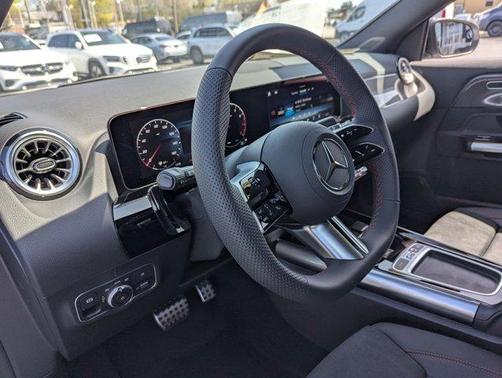 2025 Mercedes-Benz GLA 250 Base 4MATIC