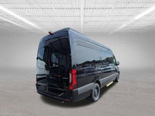 2025 Mercedes-Benz Sprinter 2500 High Roof