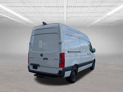 2025 Mercedes-Benz Sprinter 2500