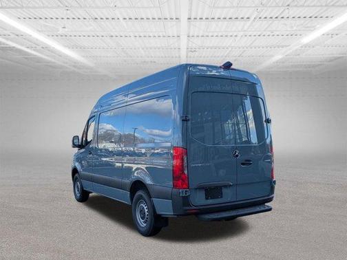 2025 Mercedes-Benz Sprinter 2500