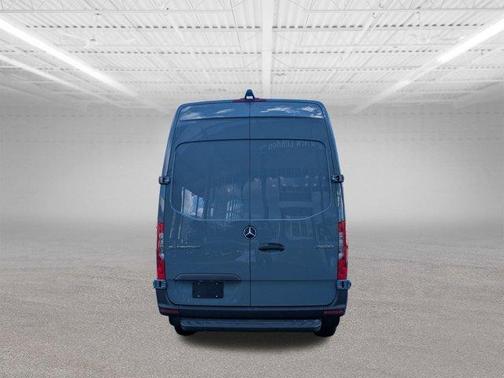 2025 Mercedes-Benz Sprinter 2500
