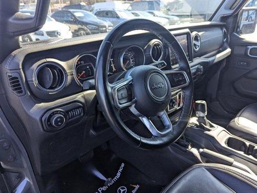 2021 Jeep Gladiator Overland