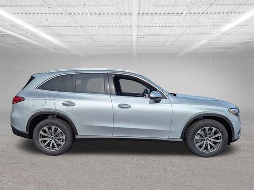 2026 Mercedes-Benz GLC 300 Base 4MATIC