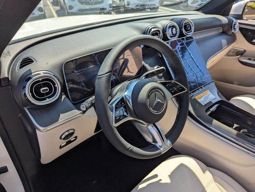 2025 Mercedes-Benz GLC 300 Base 4MATIC