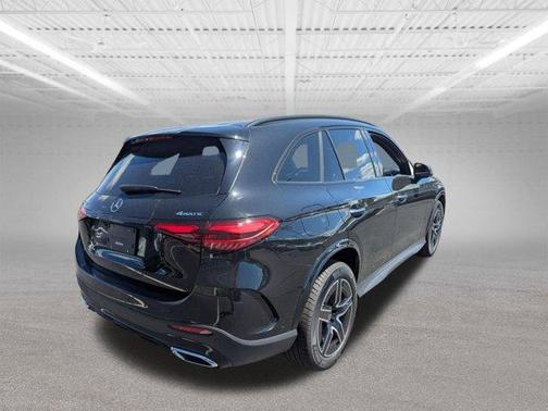 2025 Mercedes-Benz GLC 300 Base 4MATIC