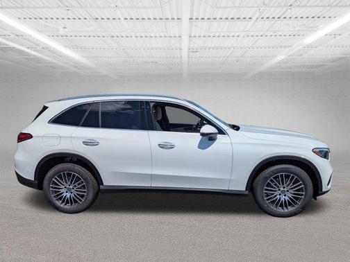 2025 Mercedes-Benz GLC 300 Base 4MATIC